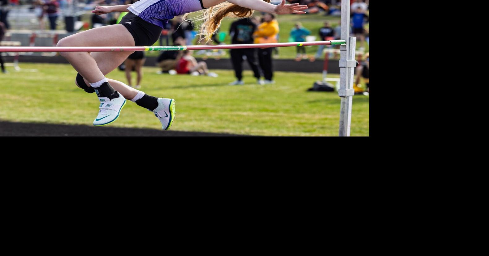 Track and field: Rennhack leads Trojans at Berry Invitational | Local ...