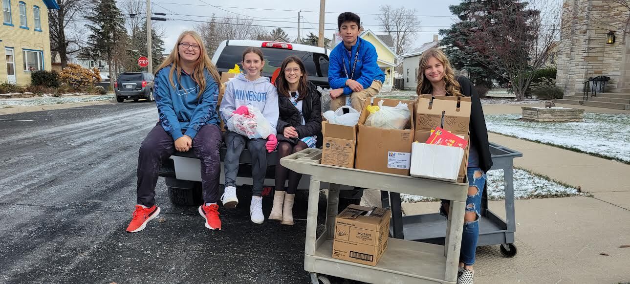 Riverside Middle School Student Council Holds Food Drive For Watertown ...