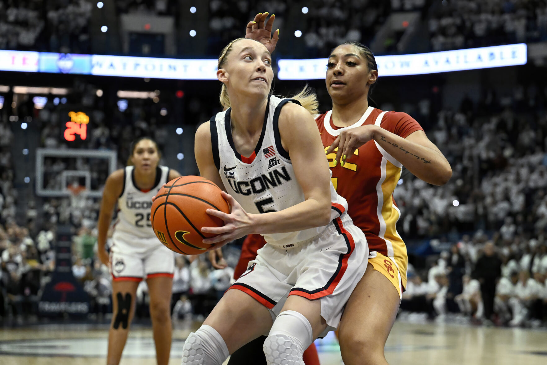 UConn's Azzi Fudd And USC's Kennedy Smith Both Return From Injury In ...