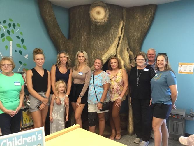 Hustisford Community gathers to celebrate library patrons Local News