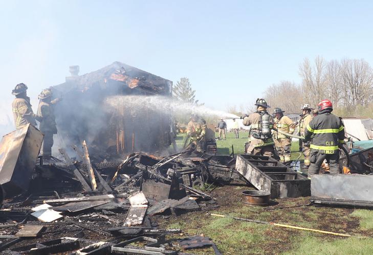 Fire destroys unoccupied mobile home | Local News | wdtimes.com