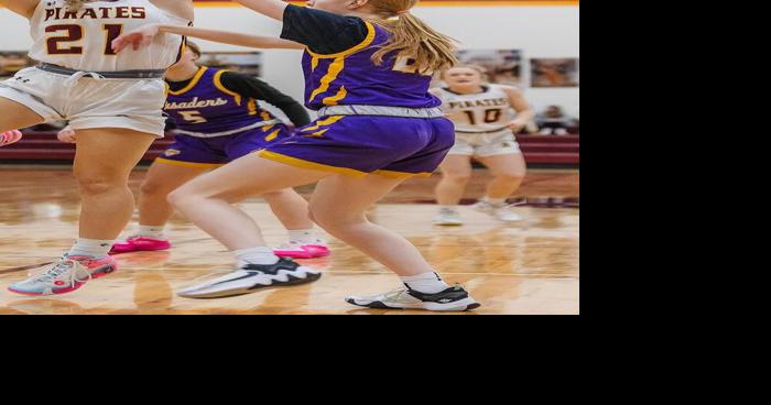 Pirates breeze past Racine Lutheran in regional opener | Local Sports ...