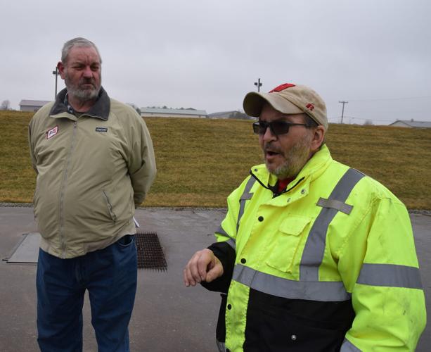 Officials offer insight into Ixonia plant, neighbors miffed Local News