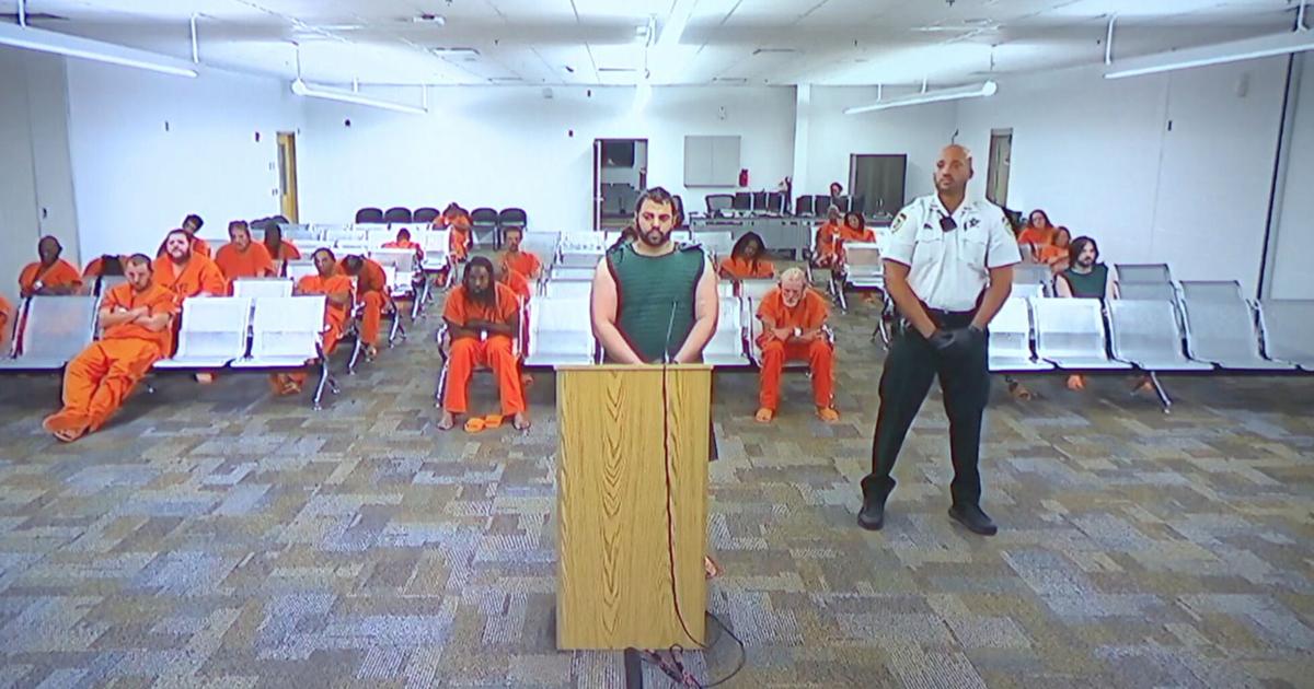What to know about how a suspect in the killing of two Florida students ...