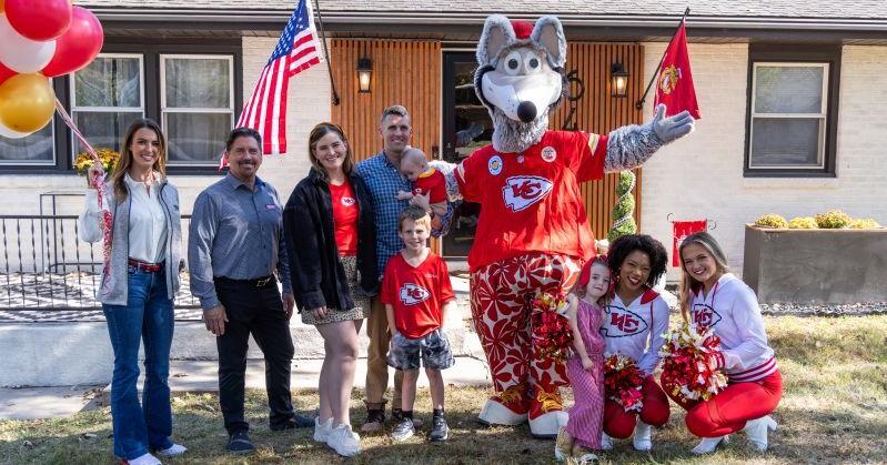 Operation Rooftop Returns for a Third Year: TAMKO and Kansas City Chiefs Honor America's Heroes on Nation's 250th Birthday