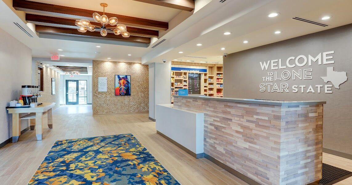 Hampton Inn & Suites by Hilton Weatherford marks grand opening with celebratory event - Vimarsana News