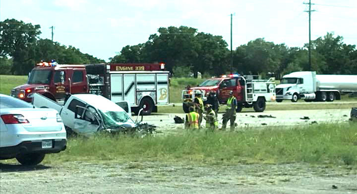 I-20 wreck leaves two people dead