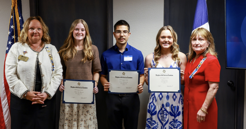 DAR hosts Good Citizen Awards & scholarship luncheon