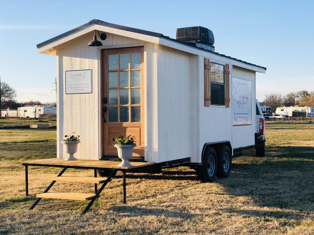 Dynamic Duo Sisters Open Mobile Health Clinic In Mineral Wells Local News Weatherforddemocrat Com