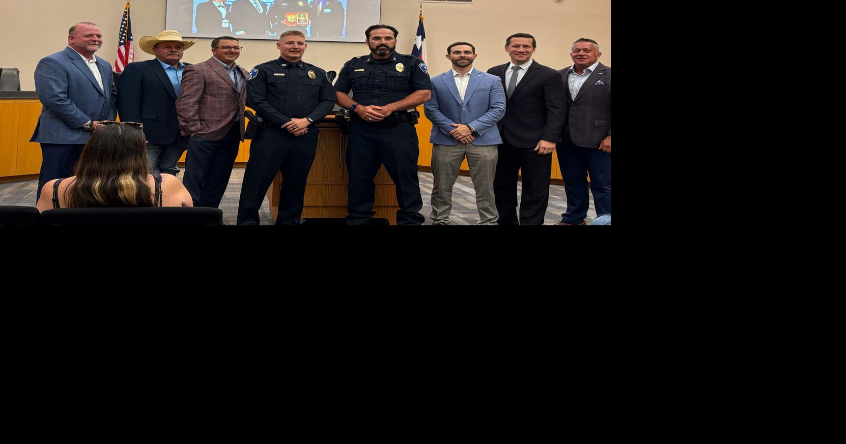 Weatherford council recognizes community recipients
