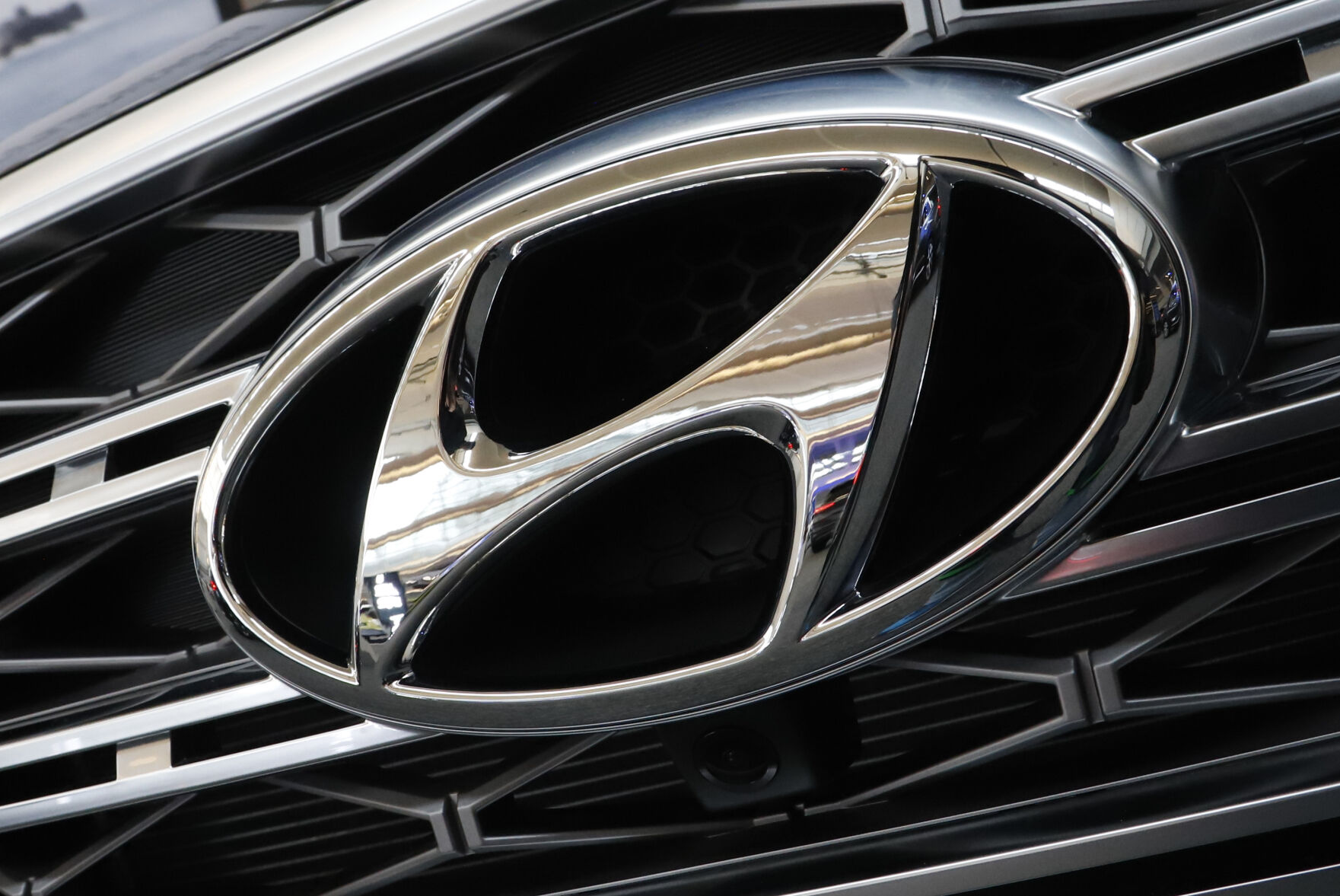 Hyundai, Kia Recall Over 208,000 Electric Vehicles To Fix Problem That ...