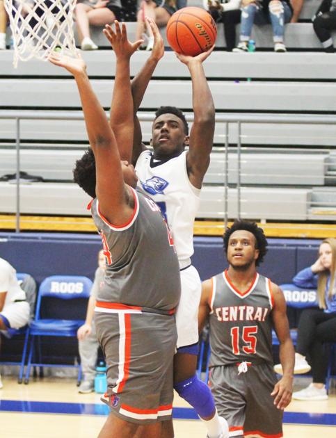 Roos Moving Forward Entering Year Two Under Pope Sports Weatherforddemocrat Com