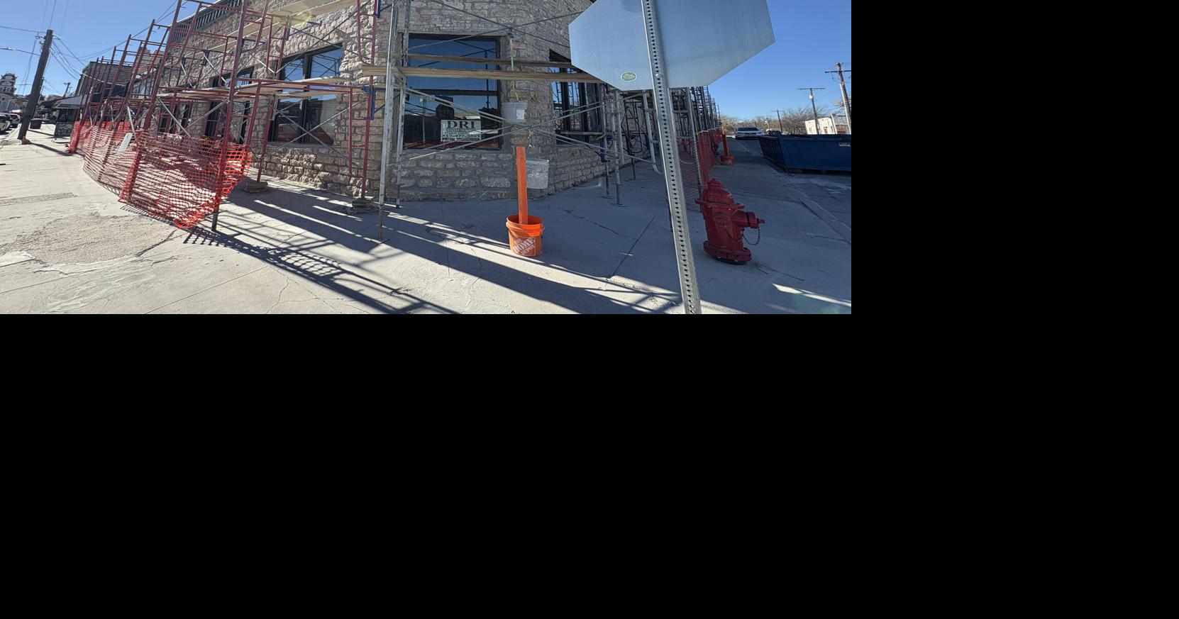 Weatherford putting Old City Hall on the market