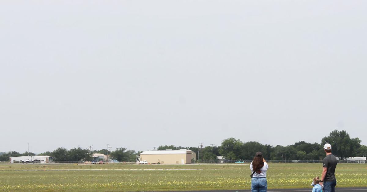 Mineral Wells Regional Airport still flying 80 years after landing to support Army Camp Wolters | Mineral-wells