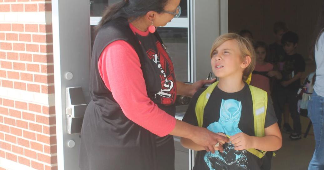 From lunch lady to campus principal, Mack's journey a unique lesson for her students - Vimarsana News