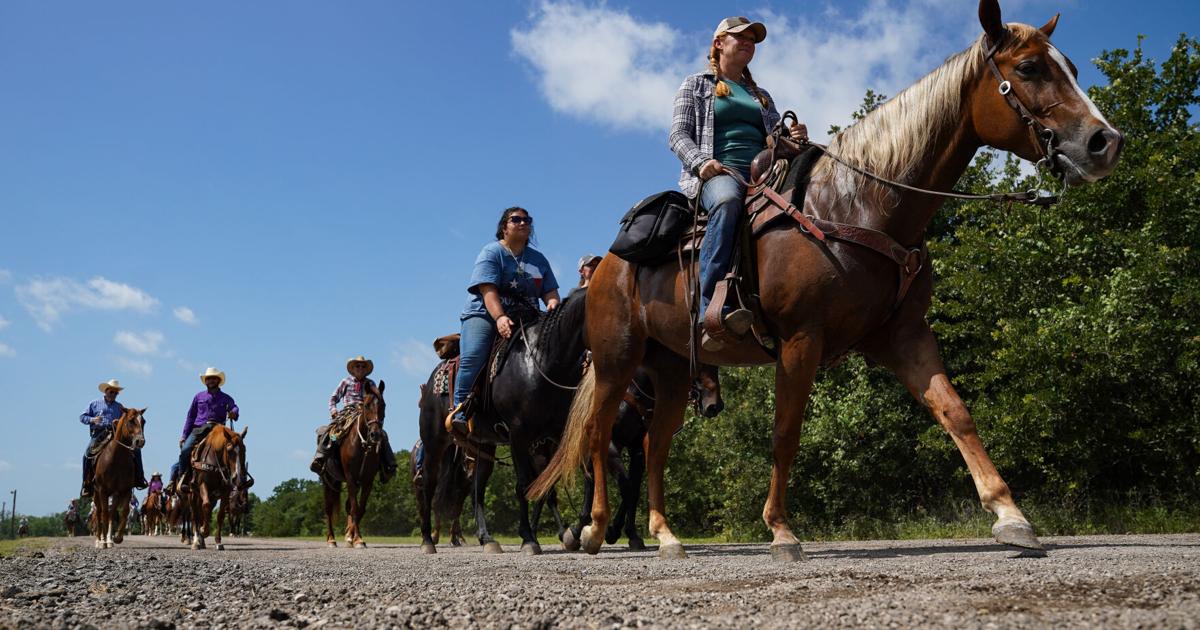 Weatherford Rodeo PHOTOS: Cattle Drive, parade, street dance kick of rodeo festivities ...