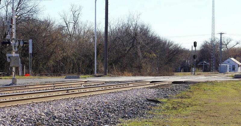 FRA launches public portal to analyze blocked train crossings ...