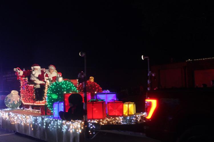 PHOTOS Mineral Wells hosts Christmas parade Gallery