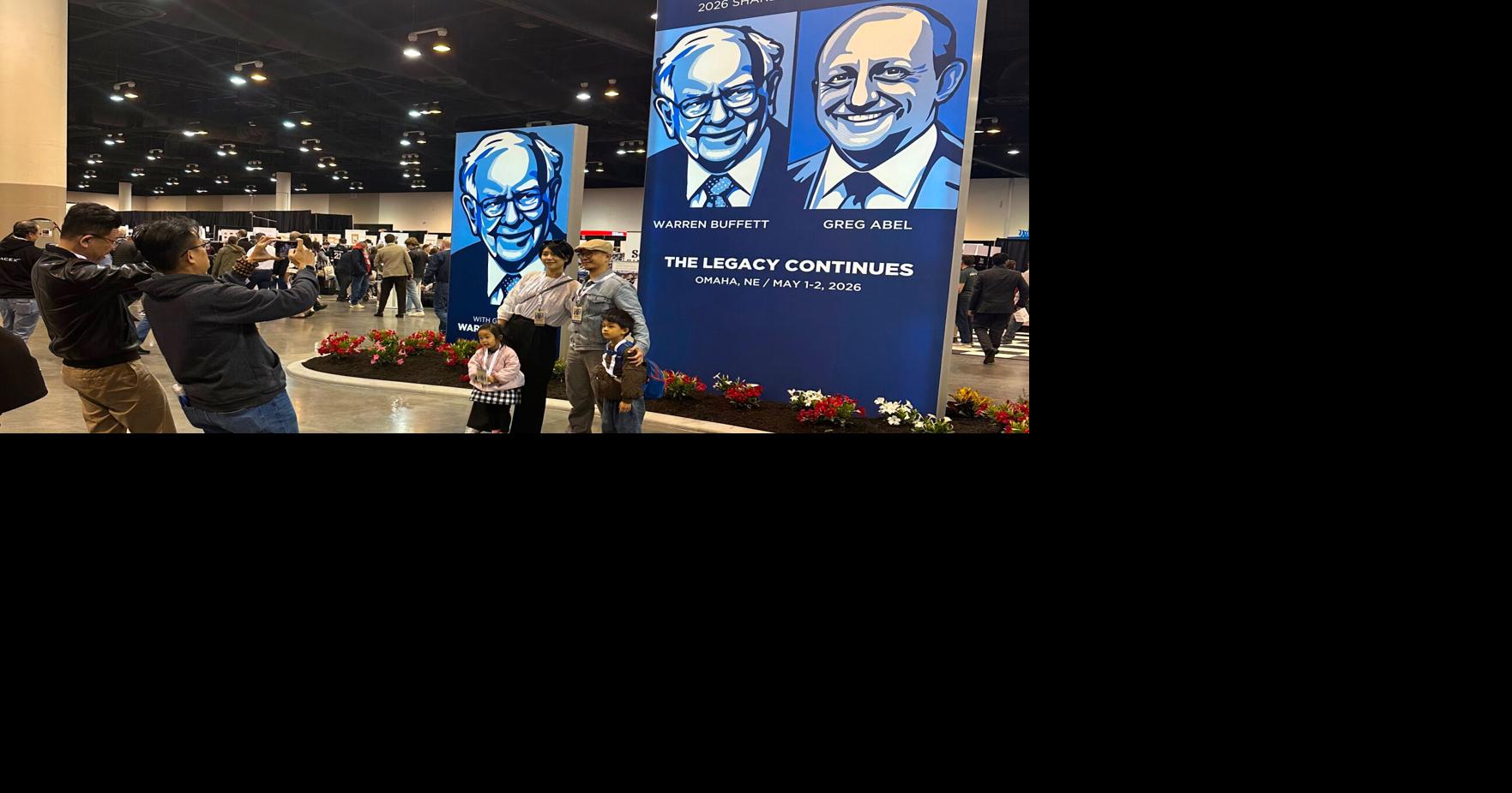 Crowd shrinks as Berkshire Hathaway's new CEO leads the annual meeting for the first time Saturday