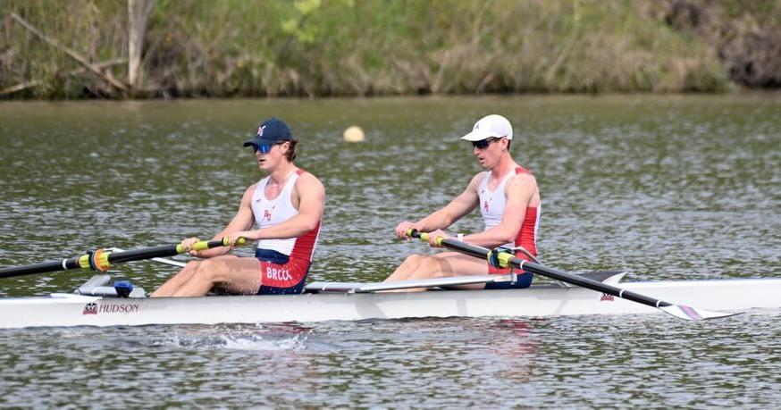 37 crews competing in Welland regatta