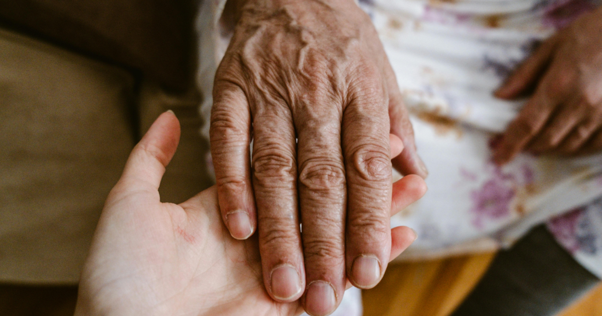 New pilot project in Mapleton sees neighbours helping seniors