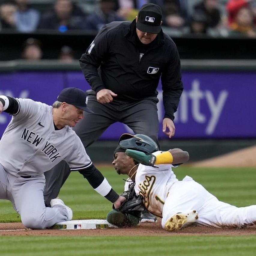 Paul Blackburn pitches Athletics to 2-1 victory over Yankees in