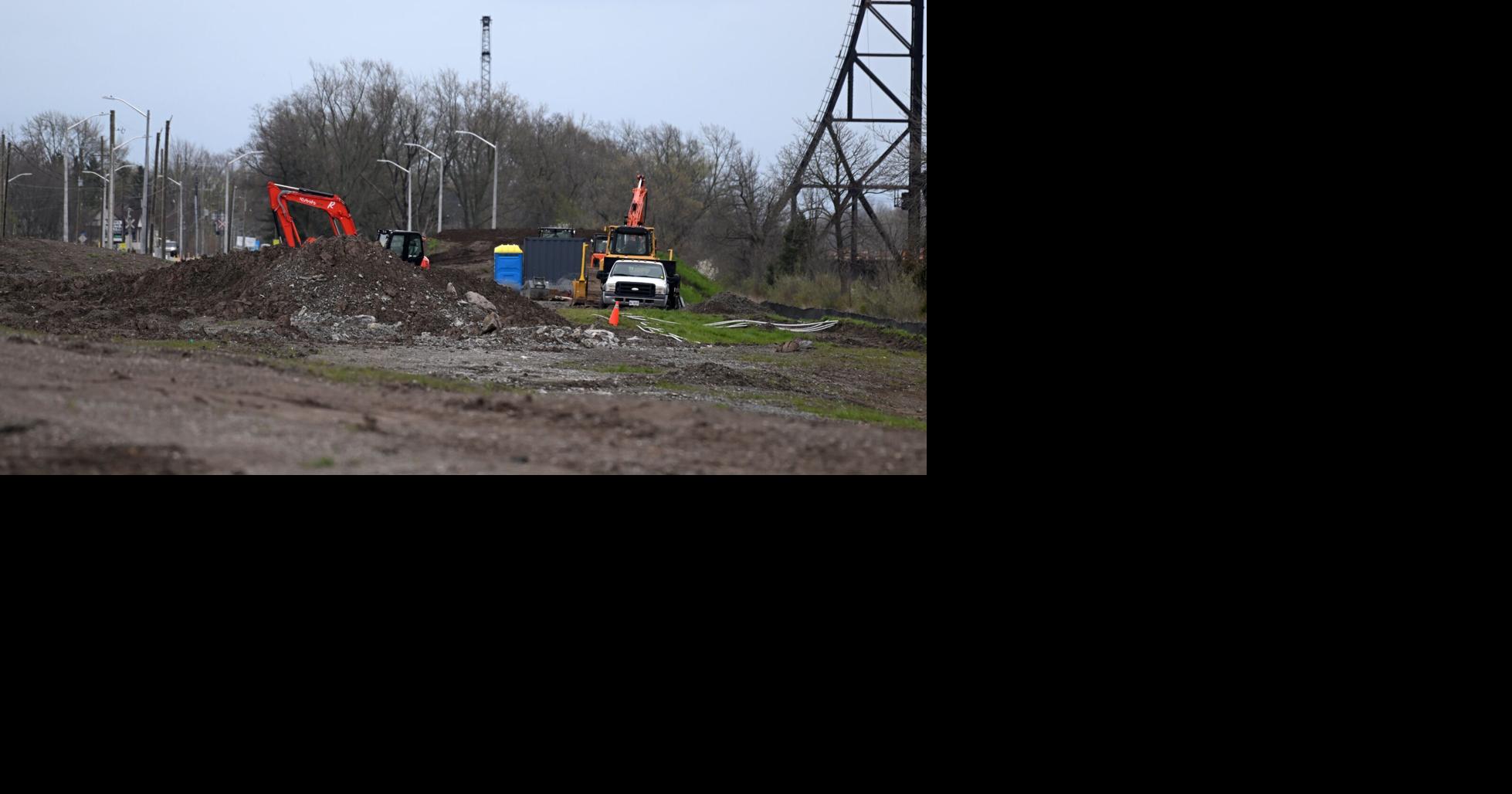 Welland closing up sections of landlocked Canal Bank Street