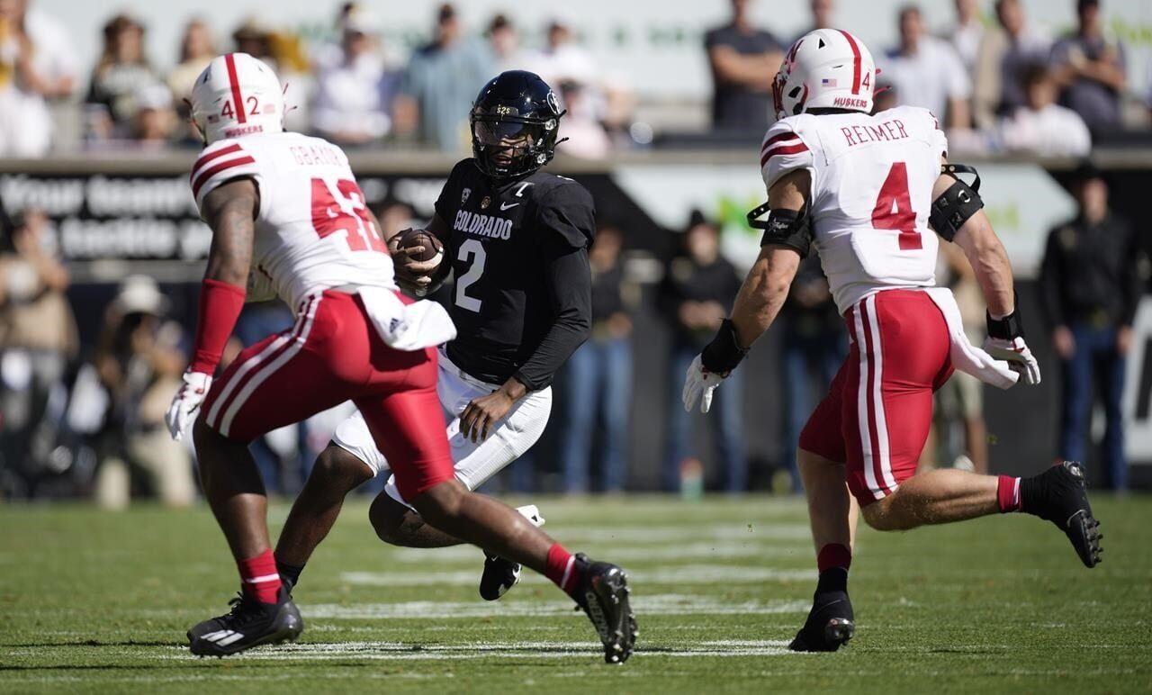 Shedeur Sanders sparks No. 18 Colorado to thrilling 43-35 win over