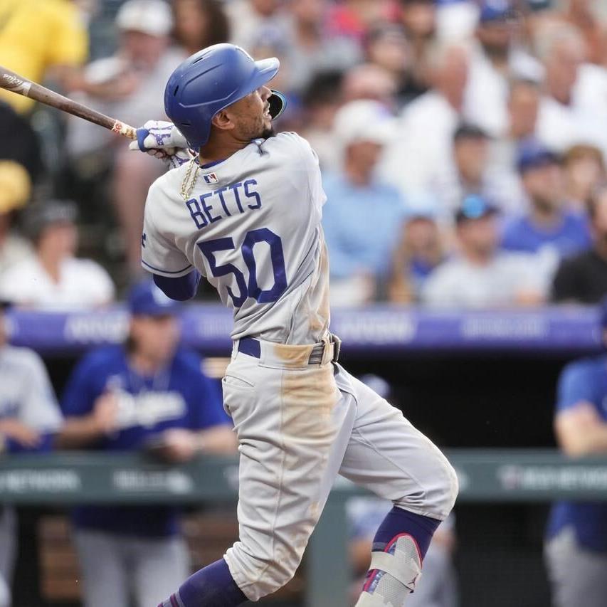 Juan Soto hits a 3-run homer in the ninth, and Padres rally to stun weary  Dodgers 11-8