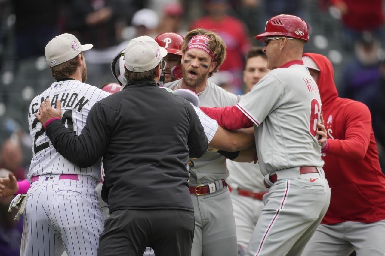 Harper, Turner homer to help lift Phillies over Royals