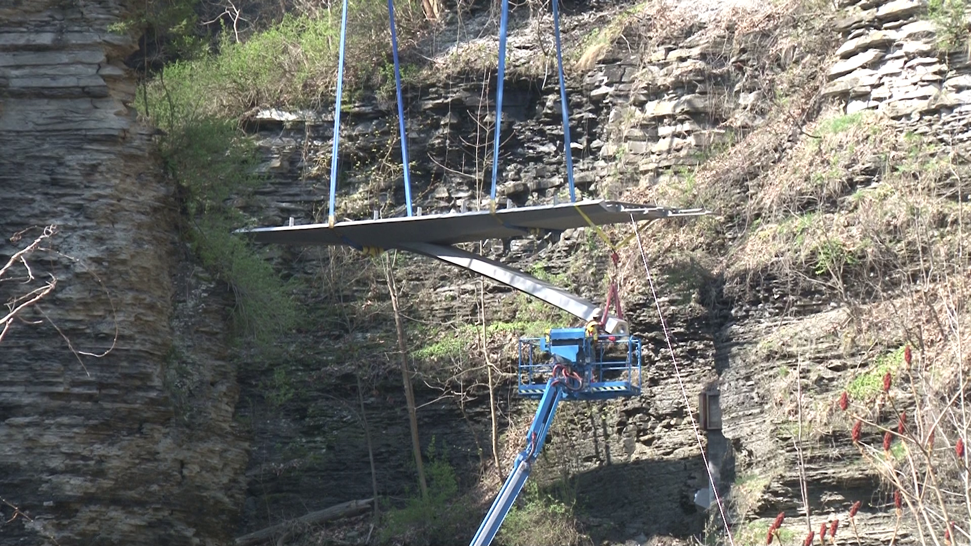 Sentry Bridge installation underway at Watkins Glen SP | News | weny.com