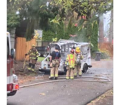 Mail truck catches fire in West Linn