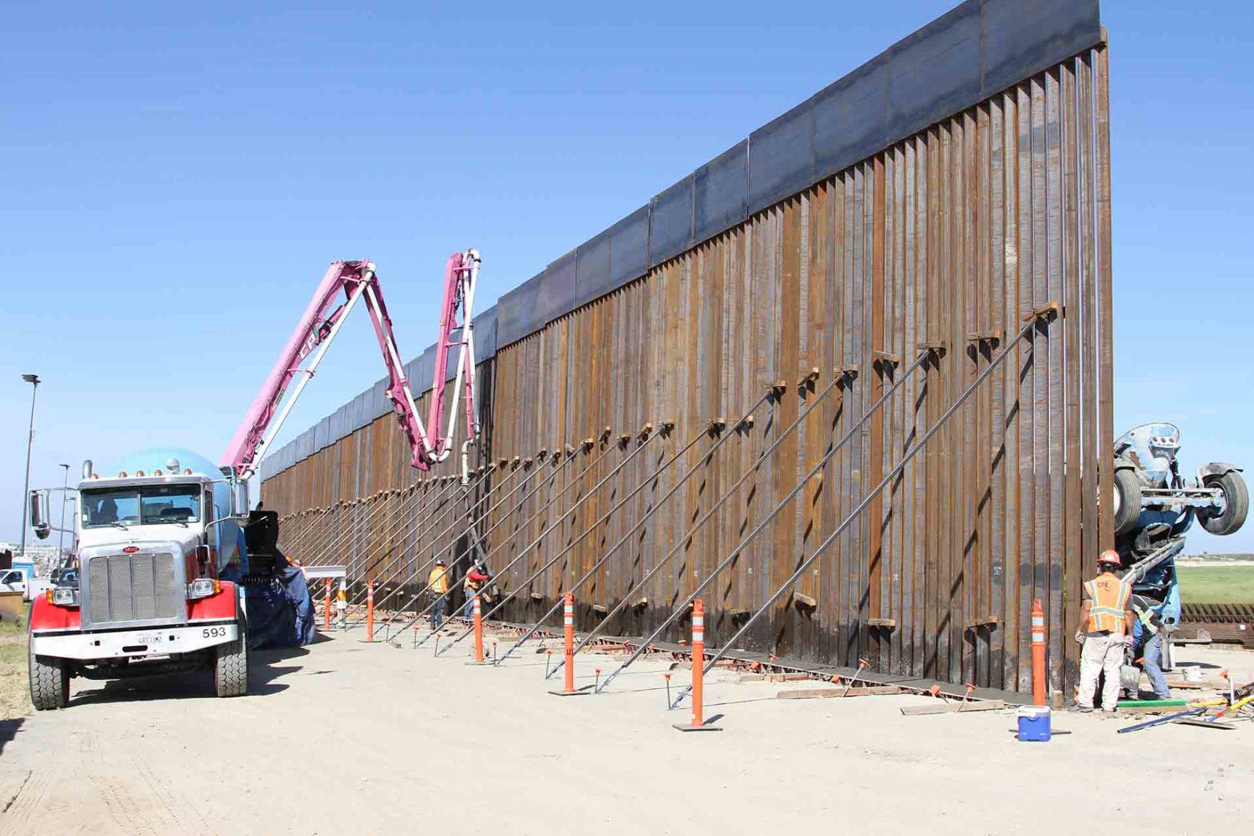 DHS waives more regulations to speed construction of border wall | News ...