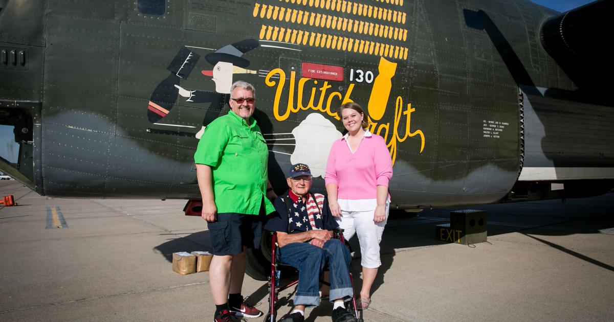 Alan Hallet WWII veteran celebrates 95th birthday with B-24 flight | News ...