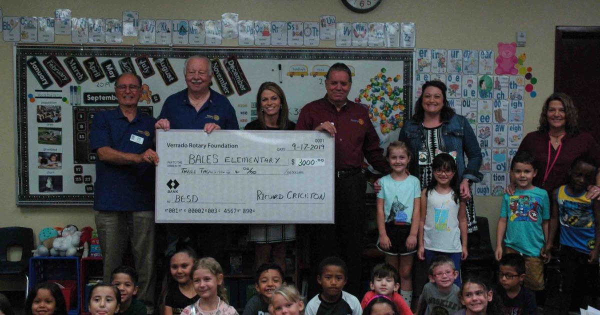 Rotary Club of Verrado supports Bales Elementary in literacy efforts