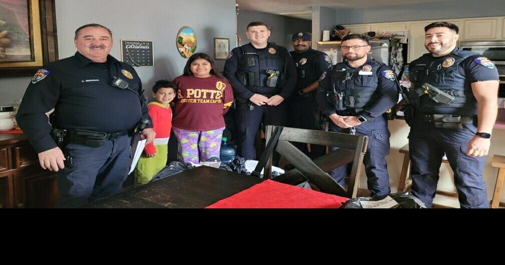 Tolleson PD brings Christmas joy News