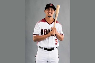 Mhs Alum Rojas Makes Chase Field Debut Sports Westvalleyview Com