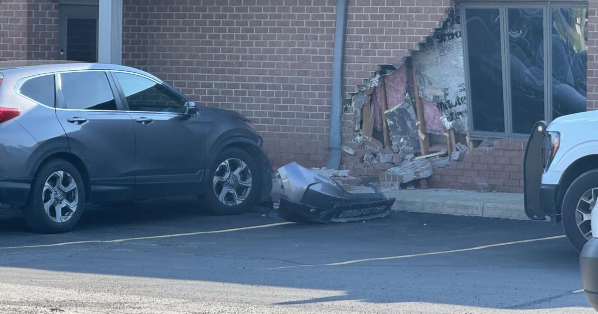 Boardman doctor’s office closed after car crashes into building ...