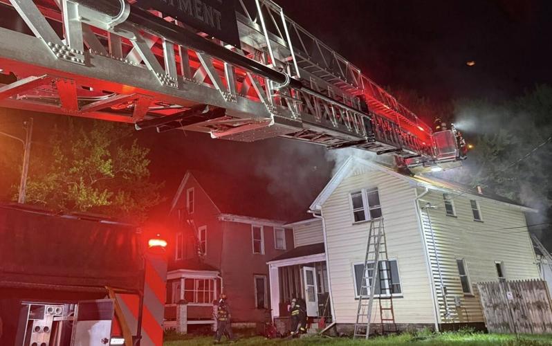 Two-alarm fire races through home on Warren’s southwest side | Warren ...