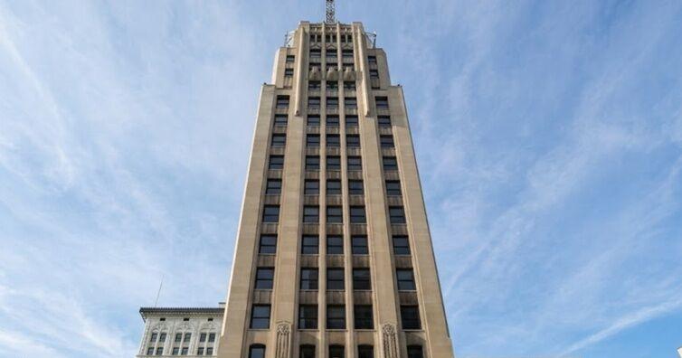 Ohio okays $4.25M tax credit to preserve Youngstown’s tallest building