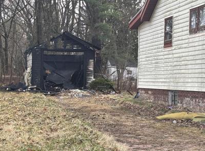 Crews respond to garage fire in Youngstown | Archives | wfmj.com