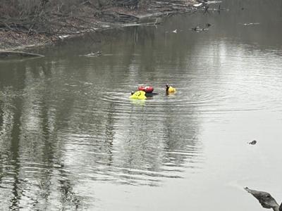Warren Township police investigating after car found in Mahoning River ...