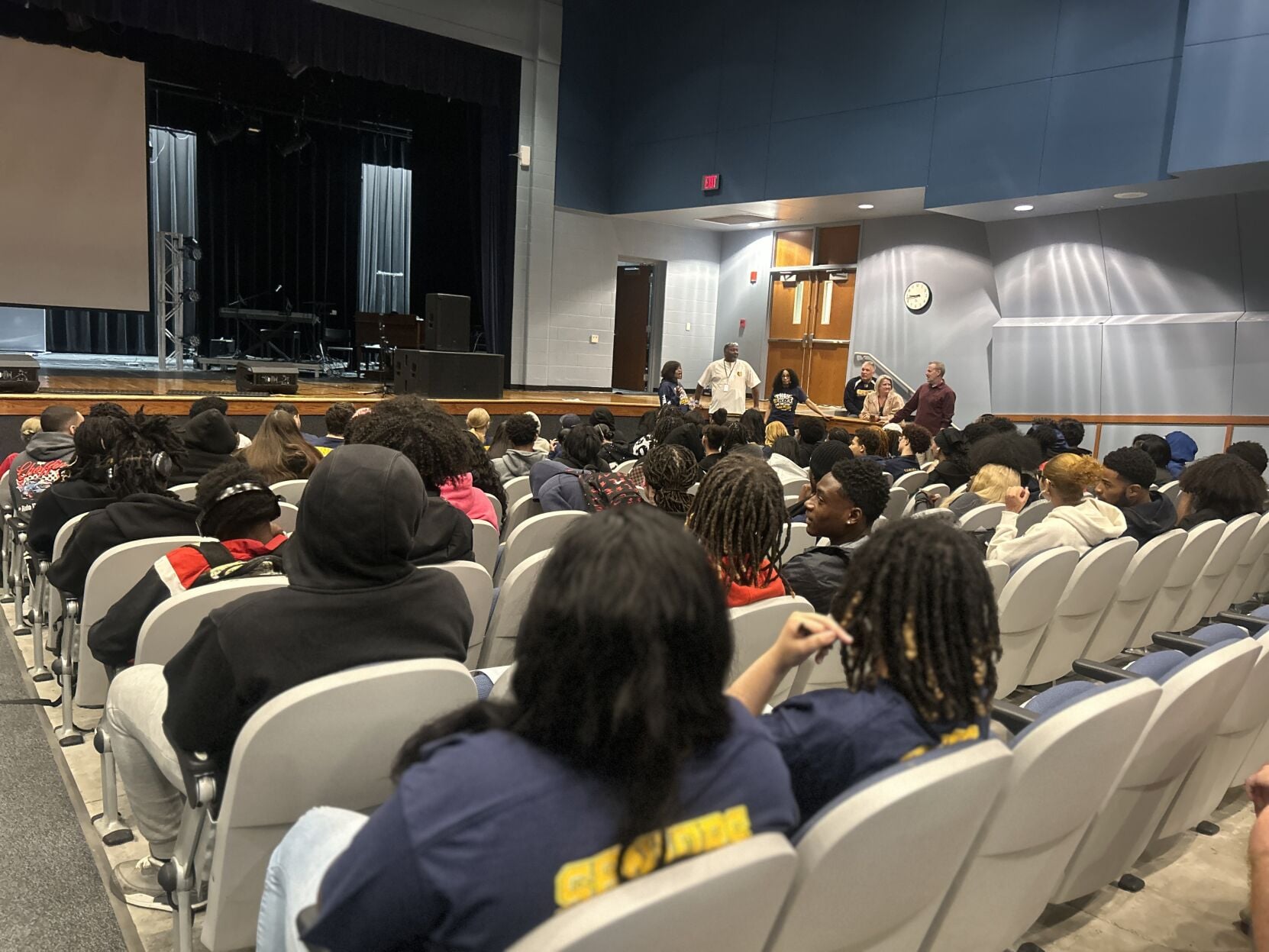 East High celebrates final senior class before merger | Youngstown News ...