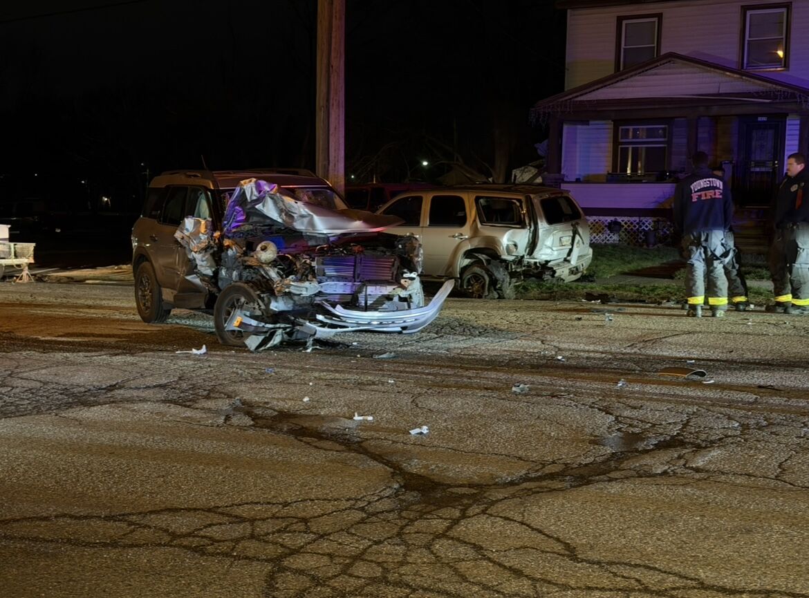 Driver flees after crashing into parked car in Youngstown | Youngstown ...