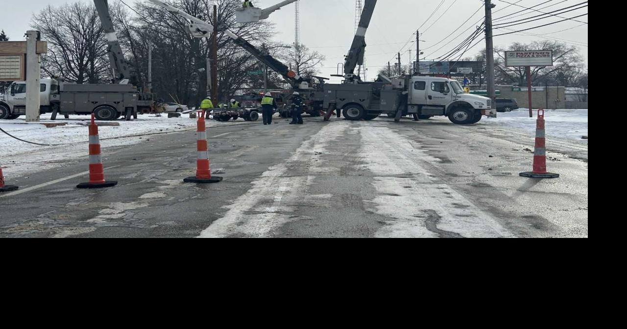 Power restored following crash in Youngstown | Archives | wfmj.com