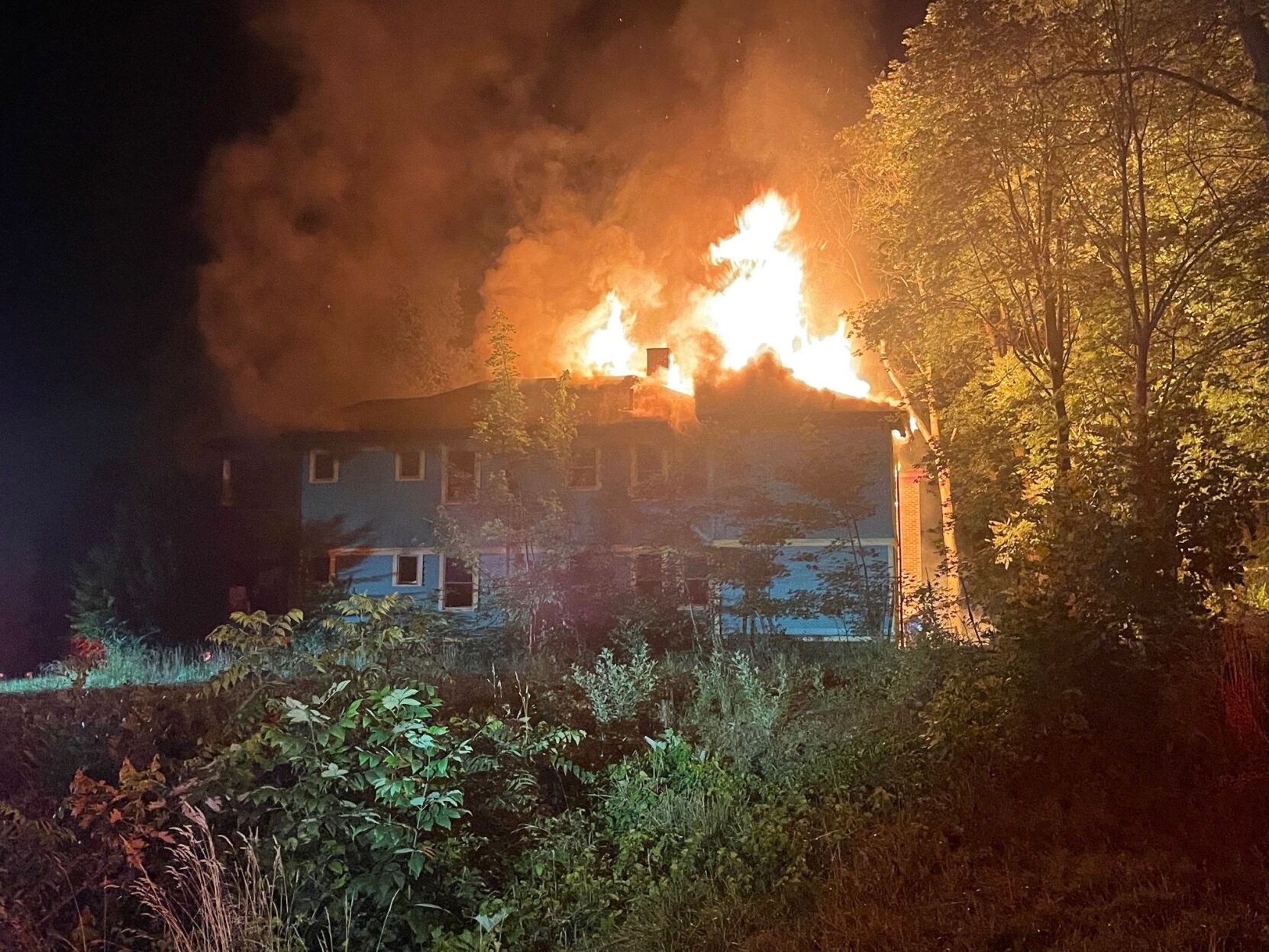 Fire rips through vacant home on Youngstown's north side | Archives ...