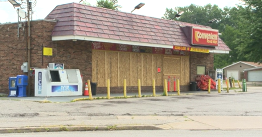 Warren convenience store owner appeals liquor license revocation