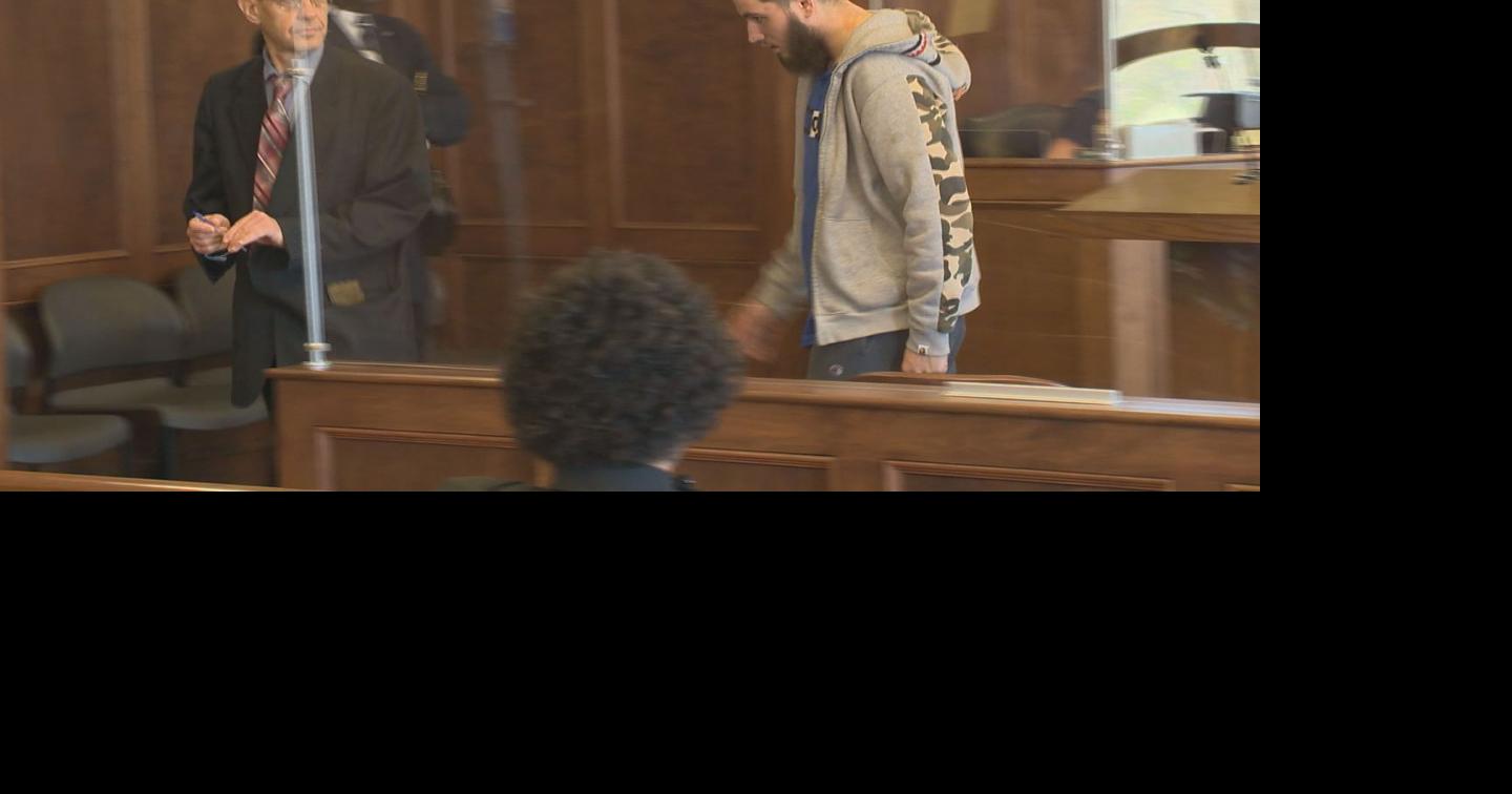Suspect in shooting of 20-year-old woman on east side turns himself in ...