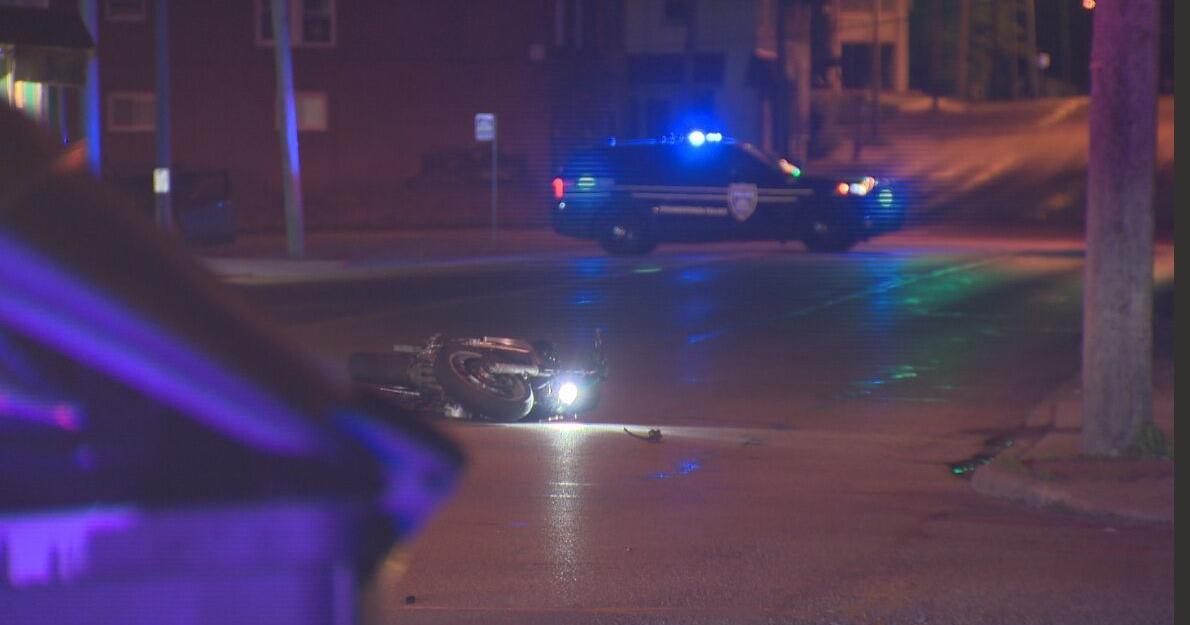 Two injured in early morning Youngstown motorcycle crash | Youngstown ...