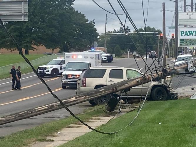 Hundreds without power after SUV strikes electric pole on Midlothian ...